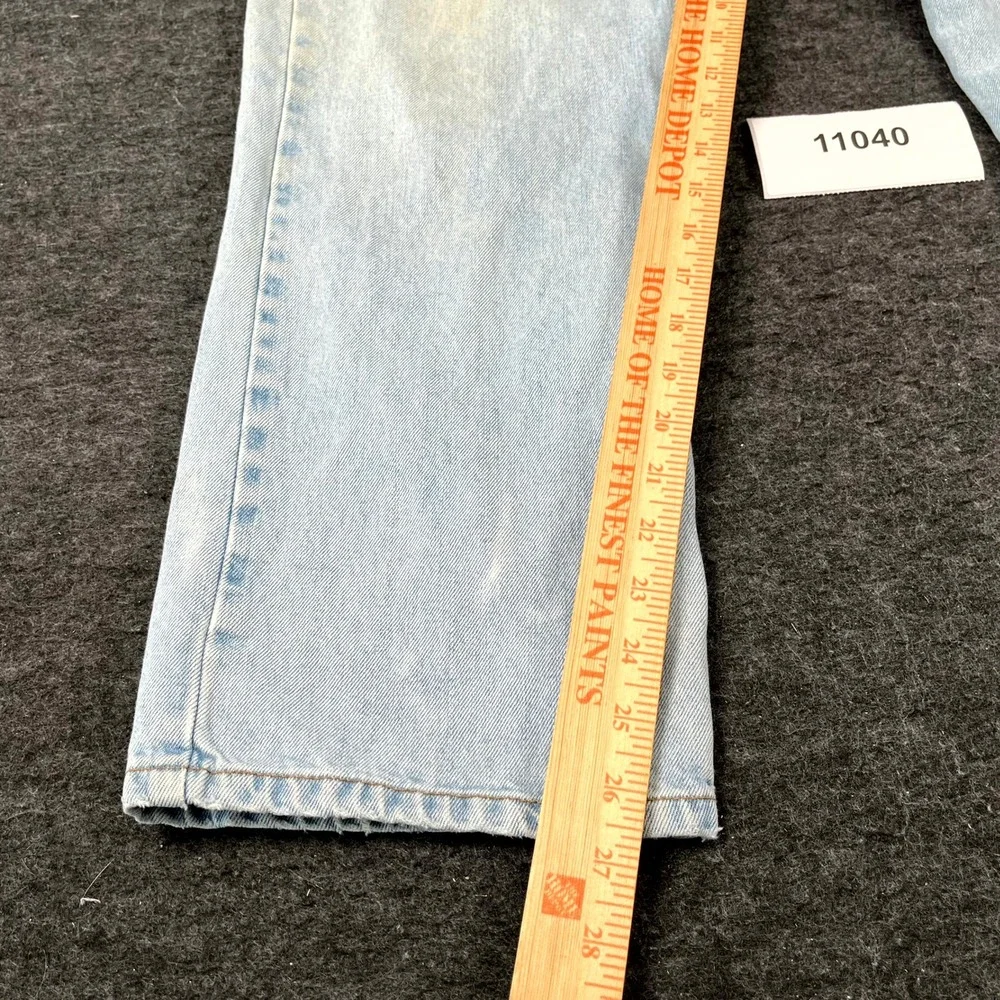 Vintage Levi's 505 Jeans Men's 36x29 Blue Denim Medium Wash Regular Fit Straight